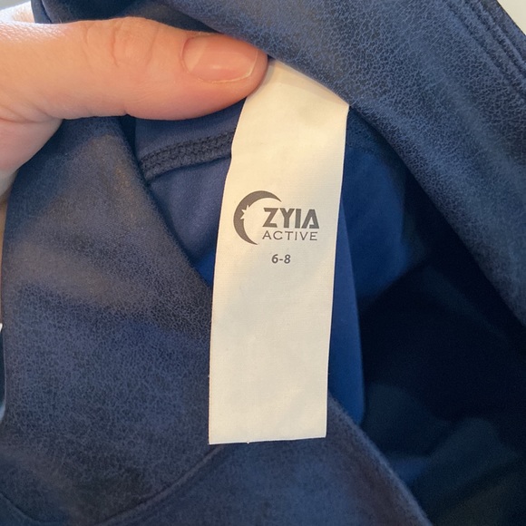 ZYIA Distressed Blue Ankle Cinch 7/8 24" Size 6-8 BNWOT Faux Leather Pockets - Picture 10 of 10